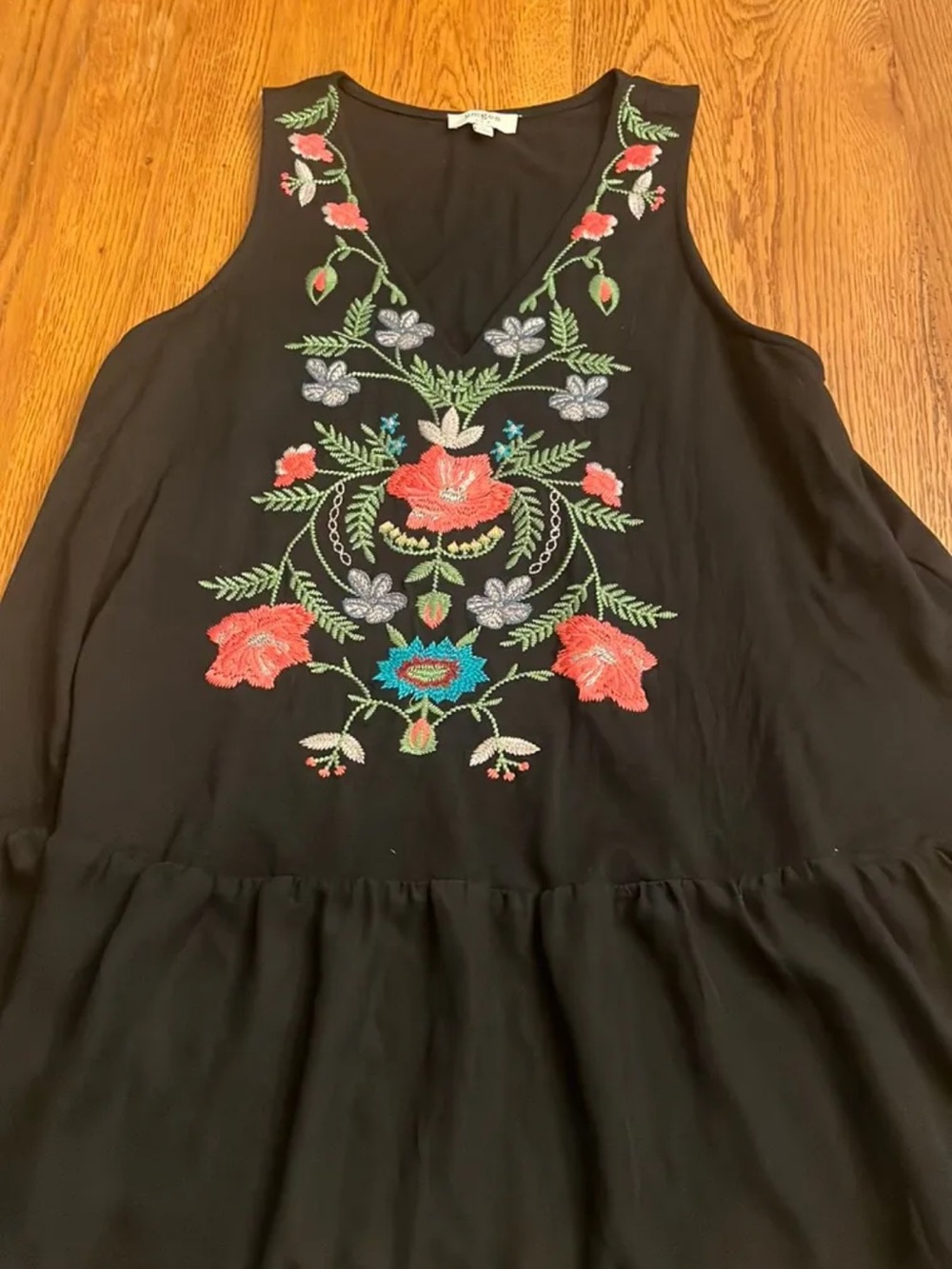 Umgee Black Sleeveless Tunic with Colorful Floral Embroidery